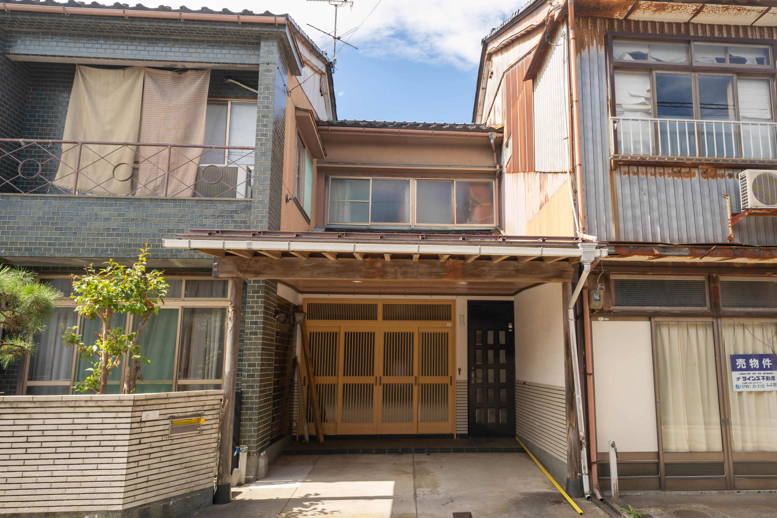 townhouse 氷見市中央町